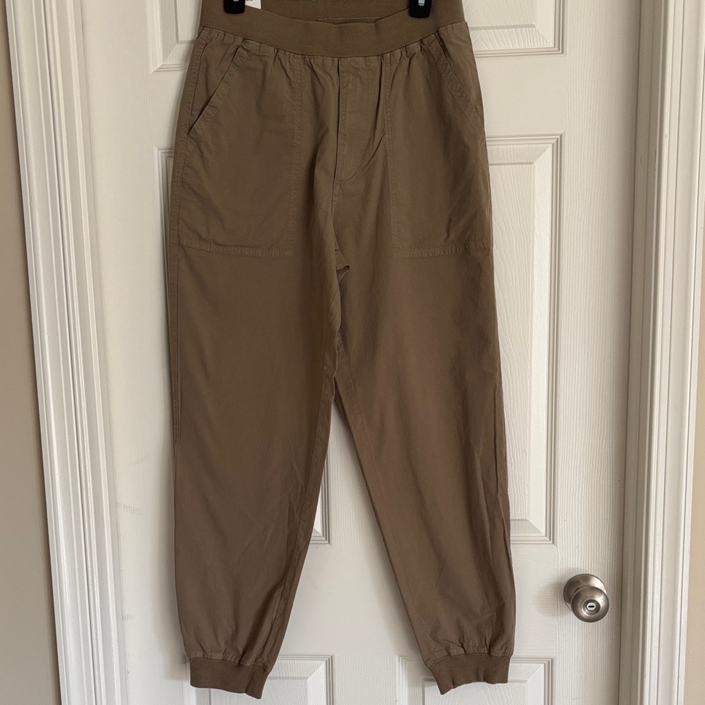 Uniqlo Men's Dark Beige Joggers-NWT!
